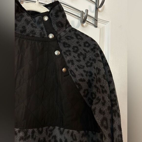 J Crew Quilted Button-Neck Sherpa fleece‎ Tunic Medium black gray Leopard BA200 - Picture 10 of 16